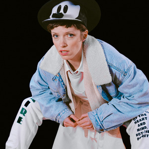 Liesa Van Der Aa - Democrazy